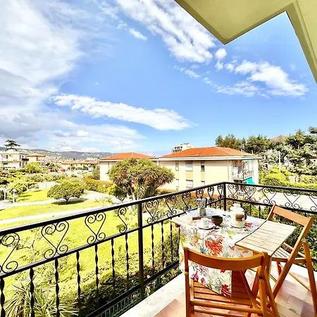 Hostdomus - Blue Wave Apartamento