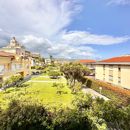 Hostdomus - Blue Wave Apartman Loano